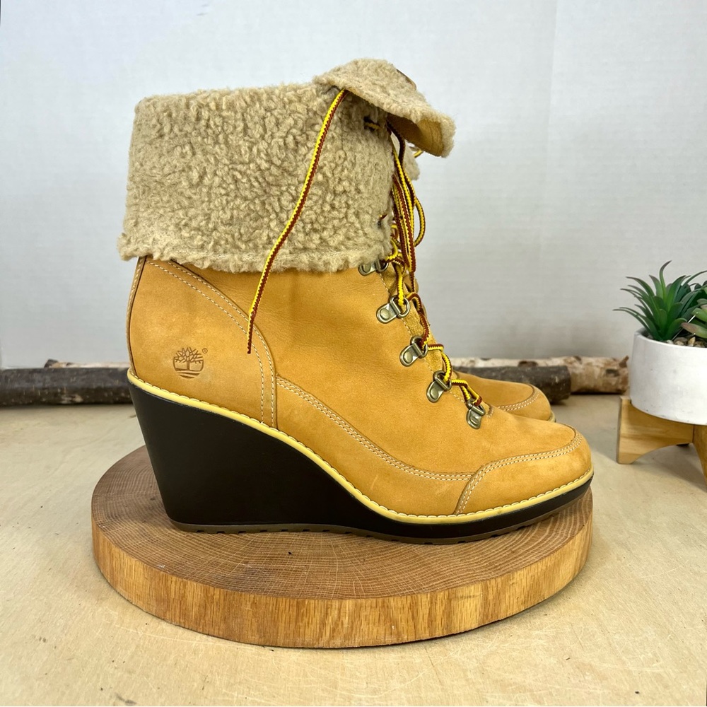 Timberland EK Meriden Warm-Lined Fold Down Wedge Boots – Wheat (Size 9.5) - Picture 4 of 16